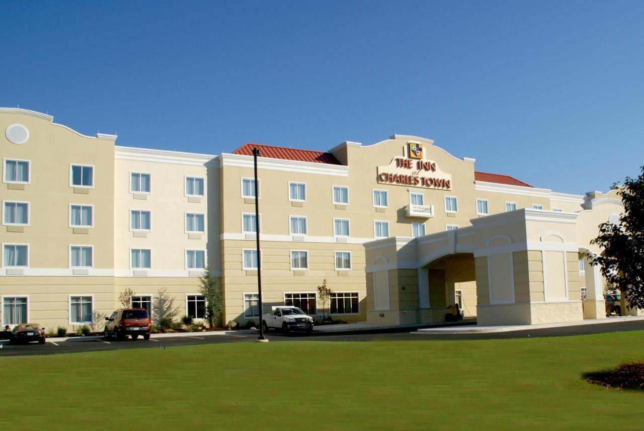 The Inn At Charles Town / Hollywood Casino Bagian luar foto