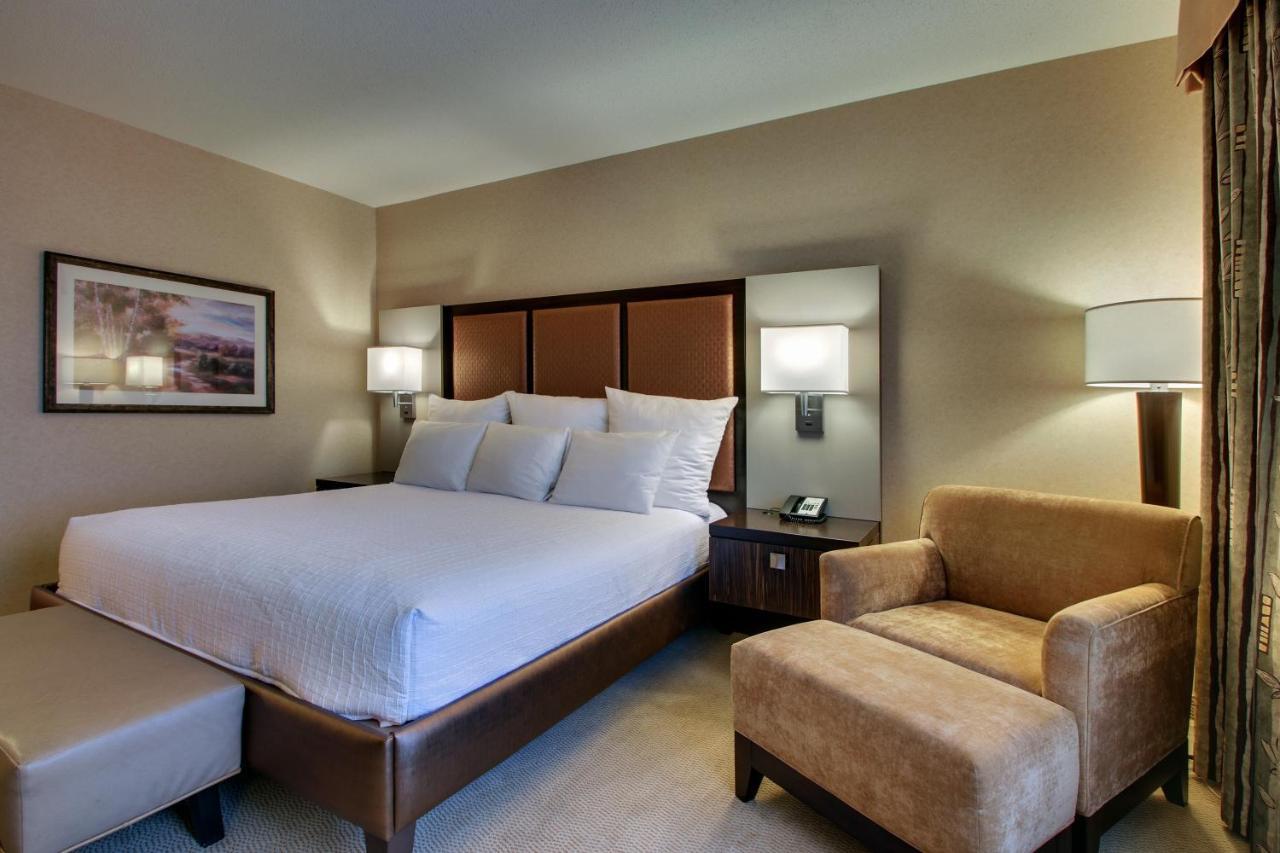 The Inn At Charles Town / Hollywood Casino Bagian luar foto